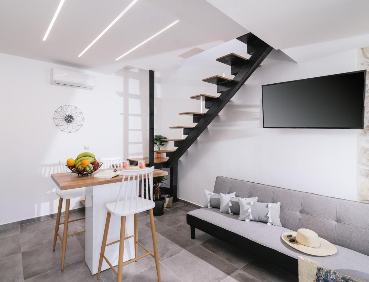 Aphrodite Luxury Accommodation 마탈라 외부 사진