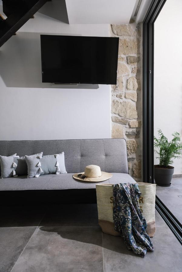 Aphrodite Luxury Accommodation 마탈라 외부 사진