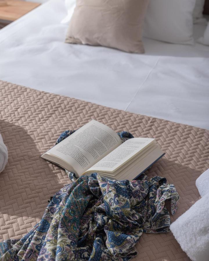 Aphrodite Luxury Accommodation 마탈라 외부 사진